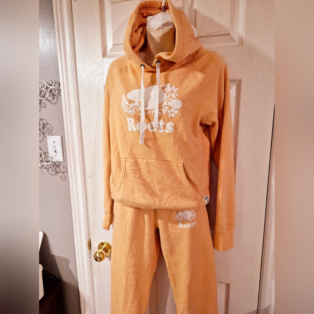 Roots Jogging Suit Size XS Orange